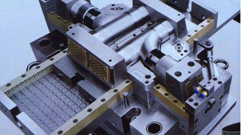 拉伸模具规格尺寸：关键参数与选型要点