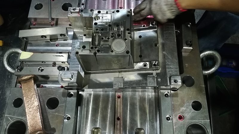 耐高温硅胶模具：揭秘其制造工艺与选型要点**